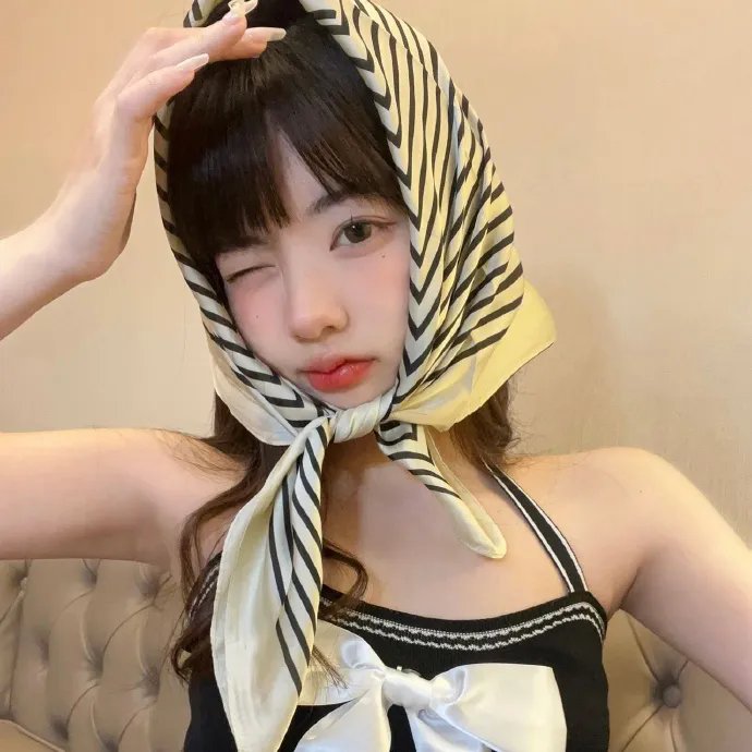 校草是女生